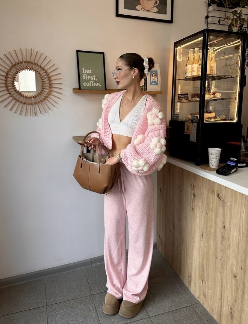 Powder pink fashion inspiration