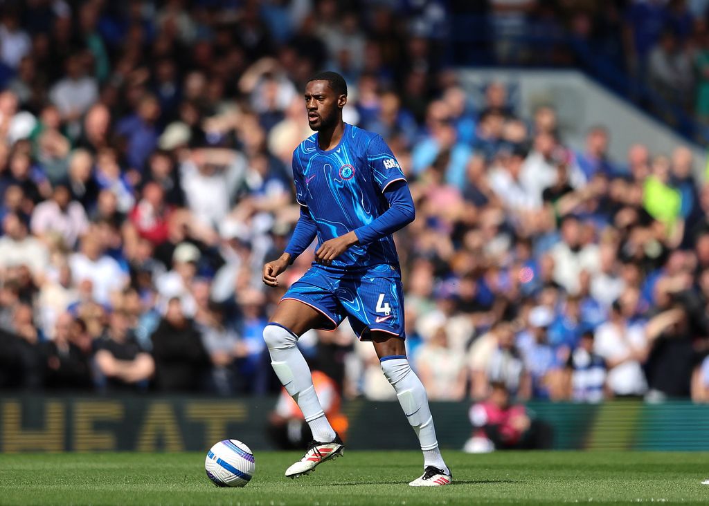 Tosin Adarabioyo of Chelsea on the ball