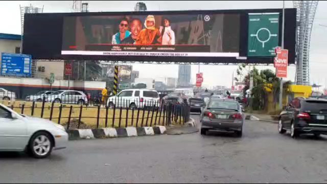 Crowd enjoying Lagos nightlife