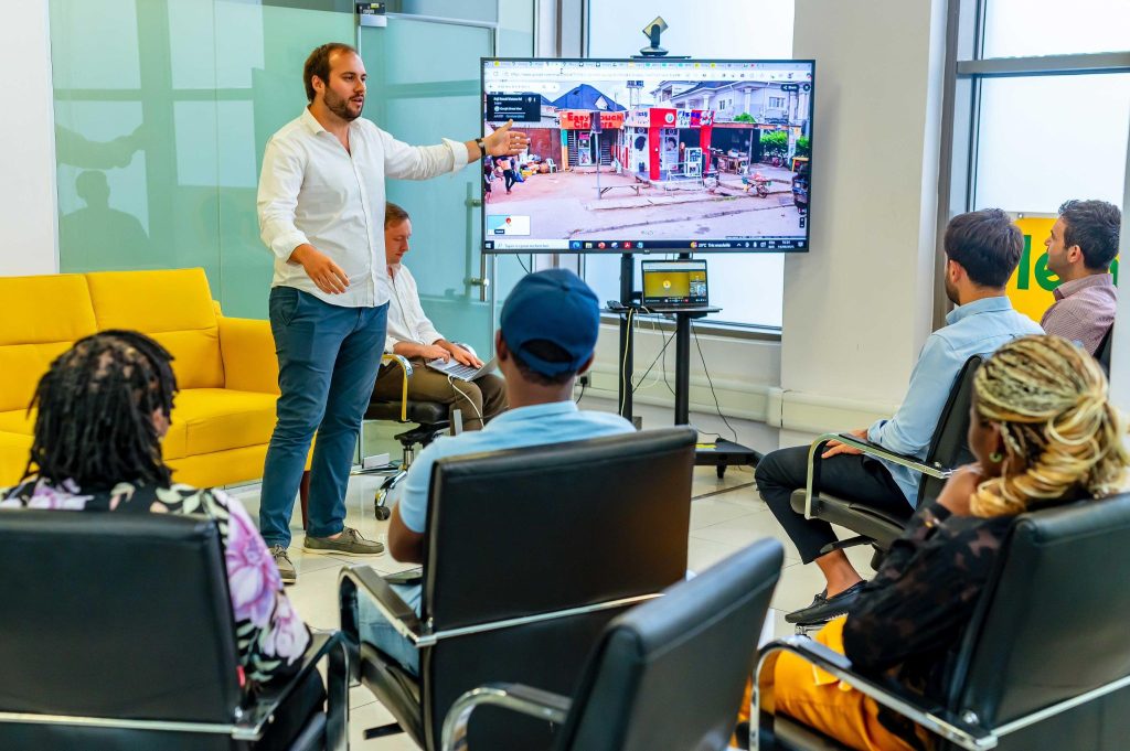 Lengo AI team presenting retail data platform