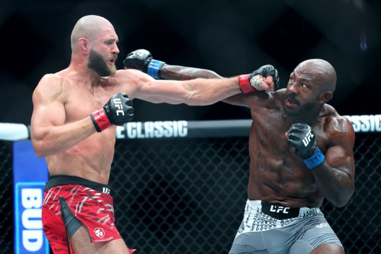 Jiri Prochazka and Khalil Rountree in action.