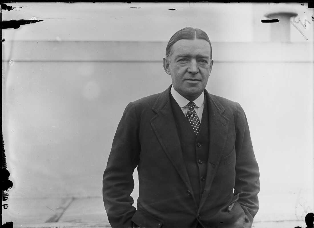 Portrait of polar explorer Ernest Shackleton in New York, 1921, wearing formal attire.