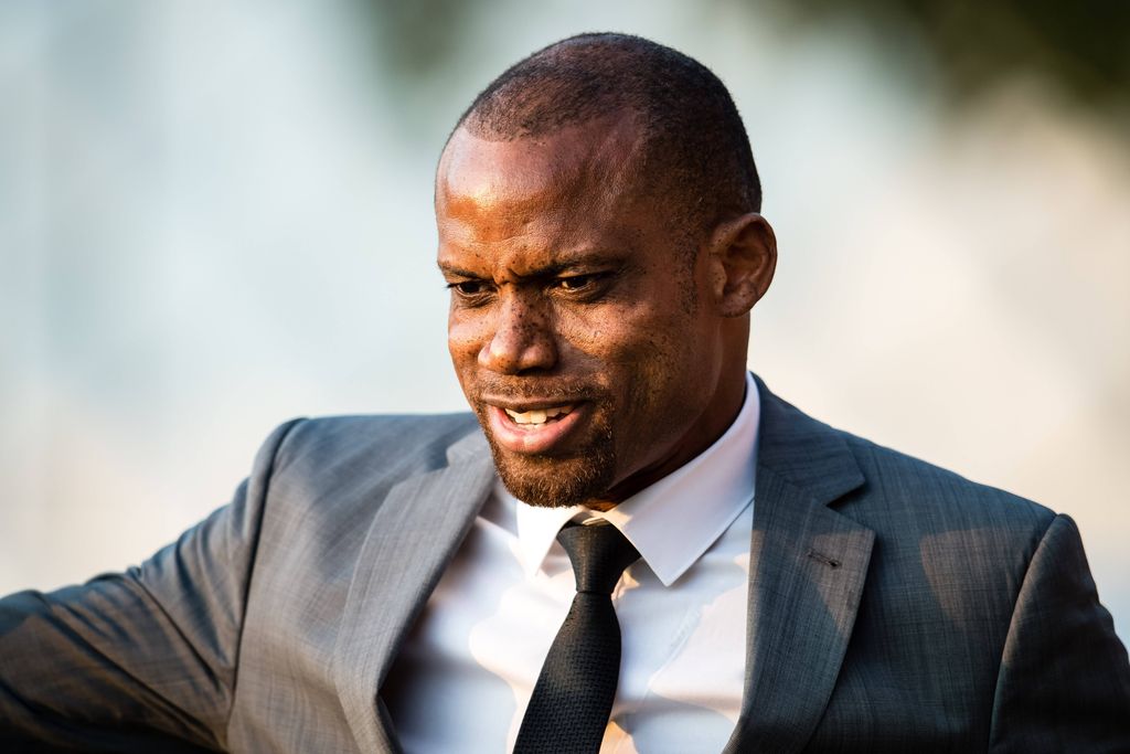 Coach Sunday Oliseh of Fortuna Sittard during the Jupiler League match between Jong Ajax and Fortuna Sittard at De Toekomst on August 25, 2017 in Amsterdam
