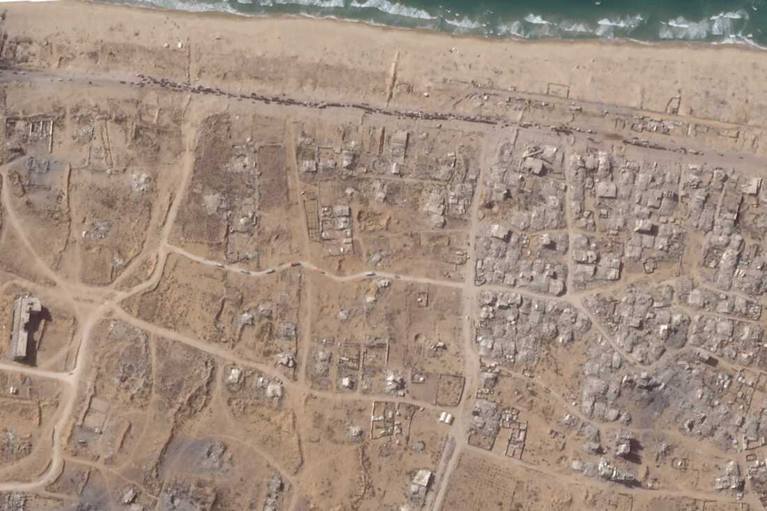 Satellite image showing vehicles queued along Al Rashid Street heading north to Gaza City, Oct. 11, 2025.