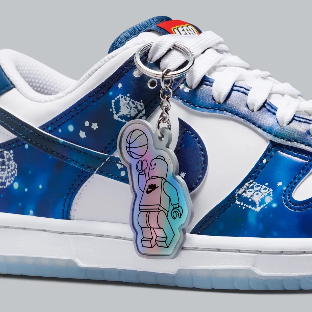 lego-nike-gt-cut-3-dunk-low-style-rave