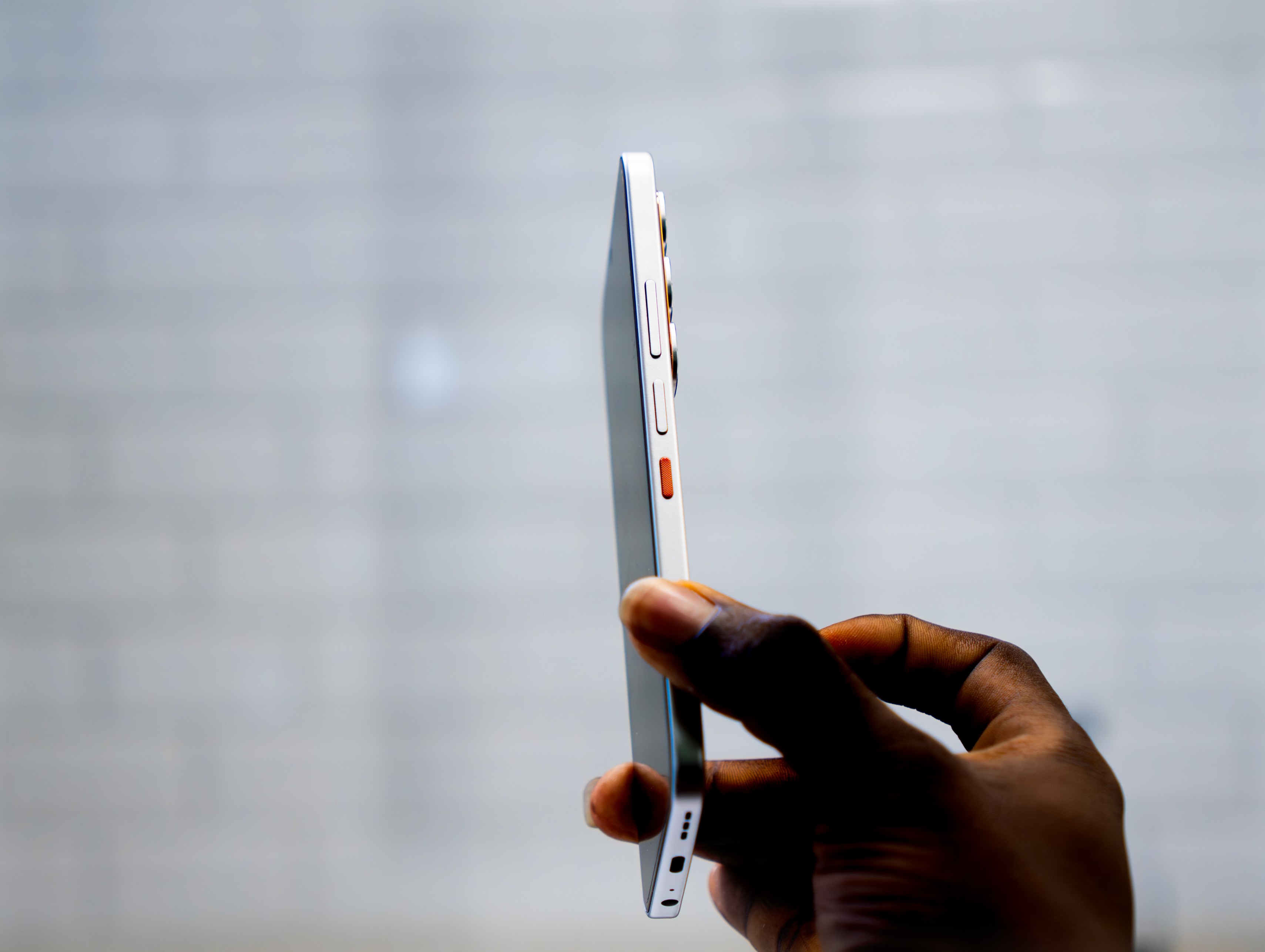 Infinix Hot 60 Pro Review: Crazy Slim, Surprisingly Stacked