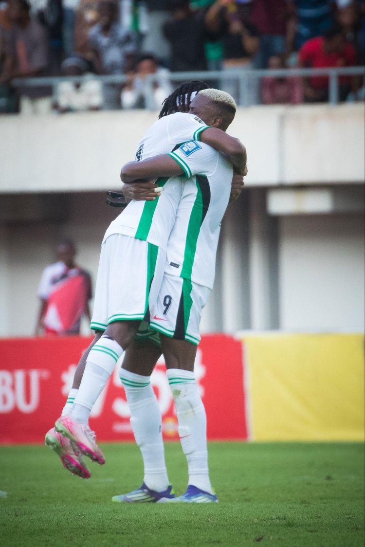 Super Eagles stars Victor Osimhen and Samuel Chukwueze