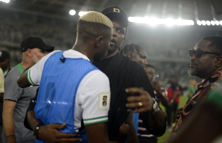 Super Eagles and Galatasaray striker Victor Osimhen and Kanu Nwakwo