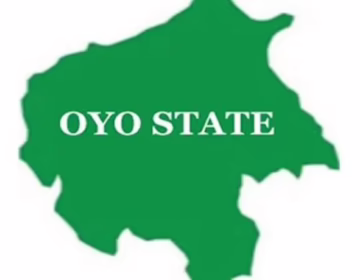 2 Die, 1 Other Injured In Oyo Trailer Accident
