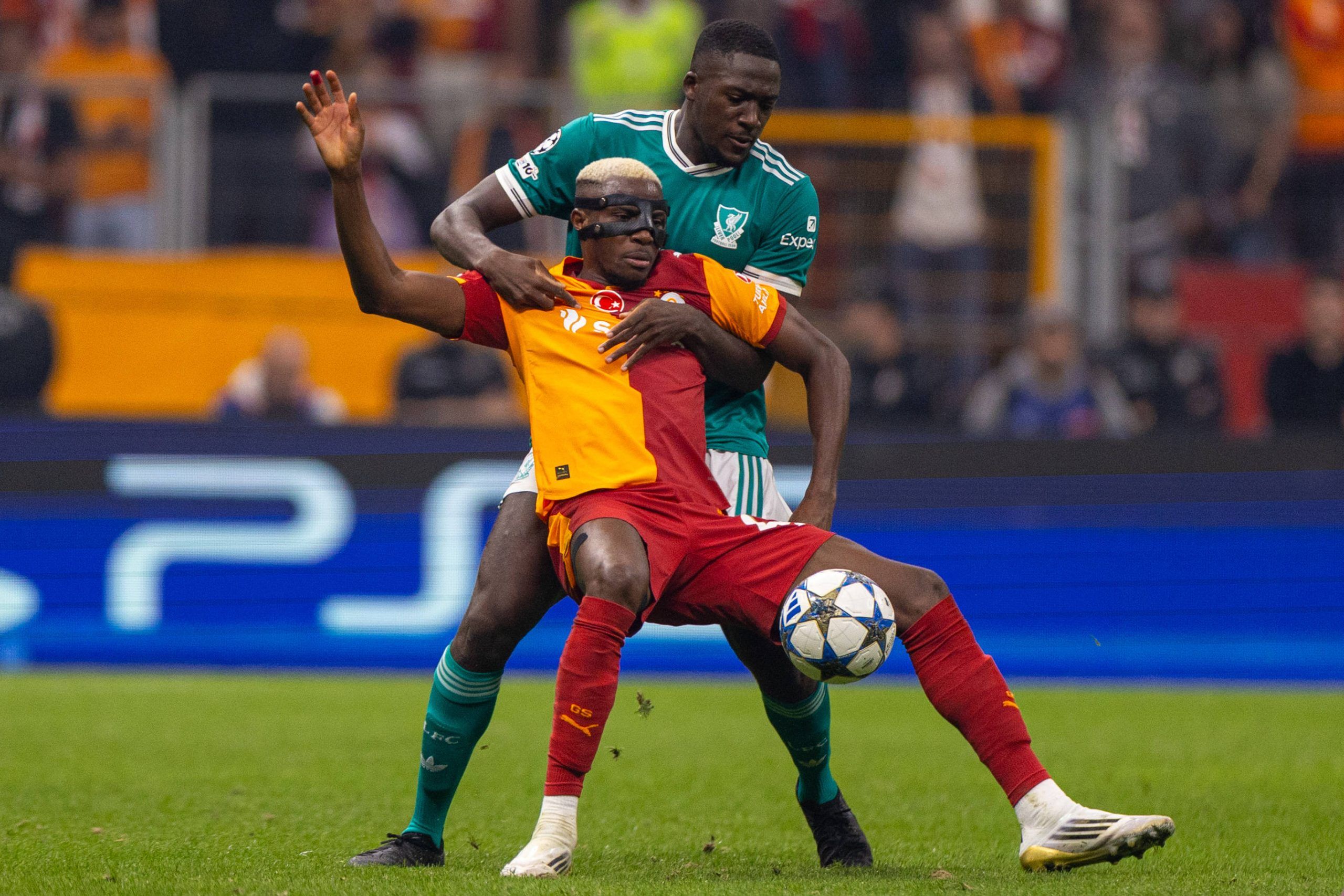 Ibrahima Konate challenges Galatasaray s Victor Osimhen during the UEFA Champions League match between Galatasaray and Liverpool FC at the Ali Sami Yen Stadium. Photo by David Rawcliffe/Propaganda ISTANBUL Ali Sami Yen Stadium