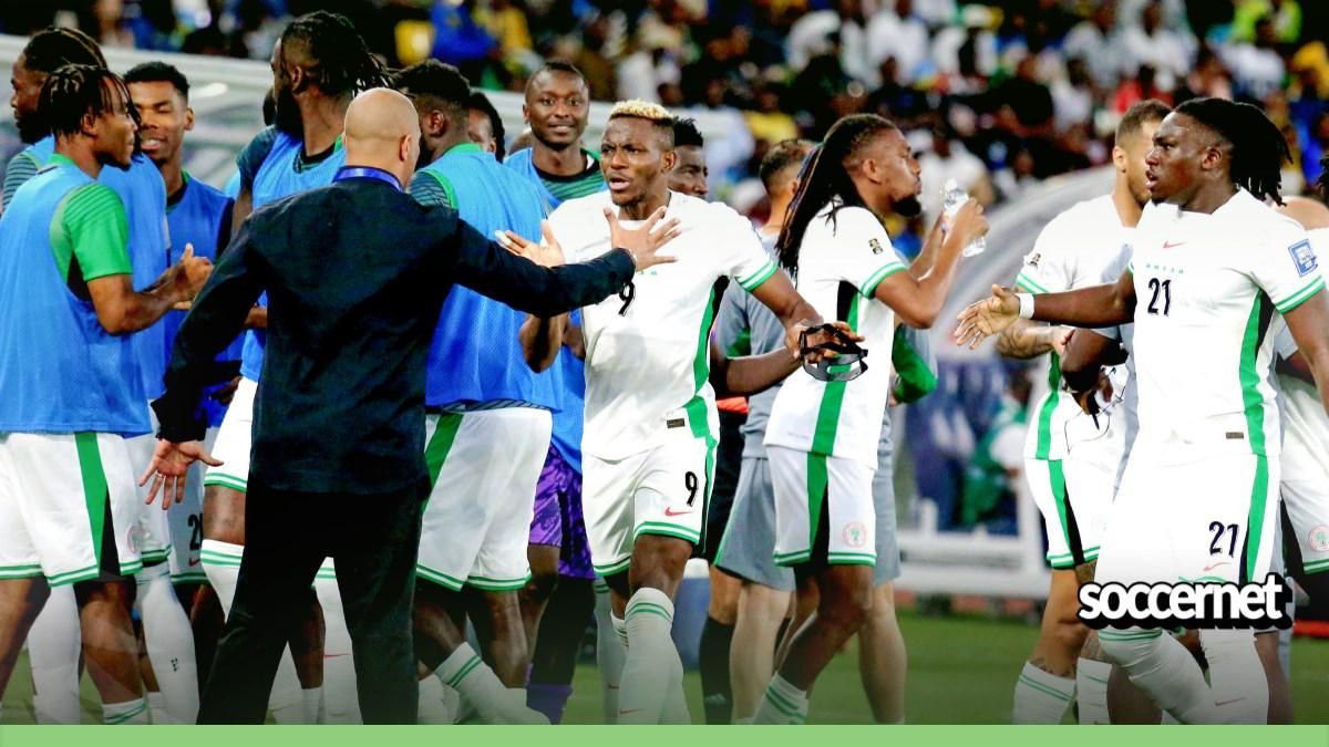 Eric Chelle and Super Eagles players