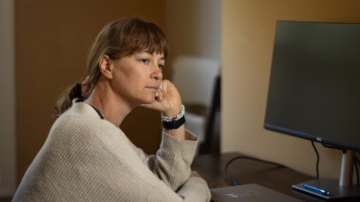 Why shutdown layoff threats don’t scare this federal employee : NPR